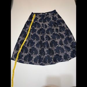 Roz & Ali beautiful navy blue/black shirt ♥️